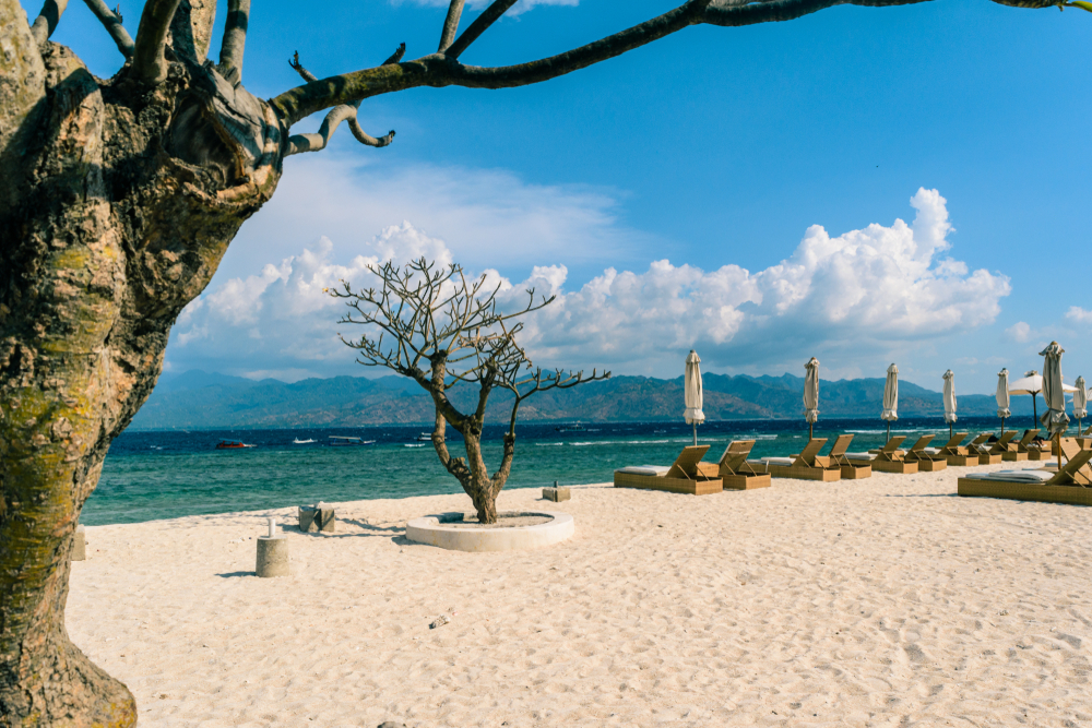 Pantai di Gili Air yang tenang